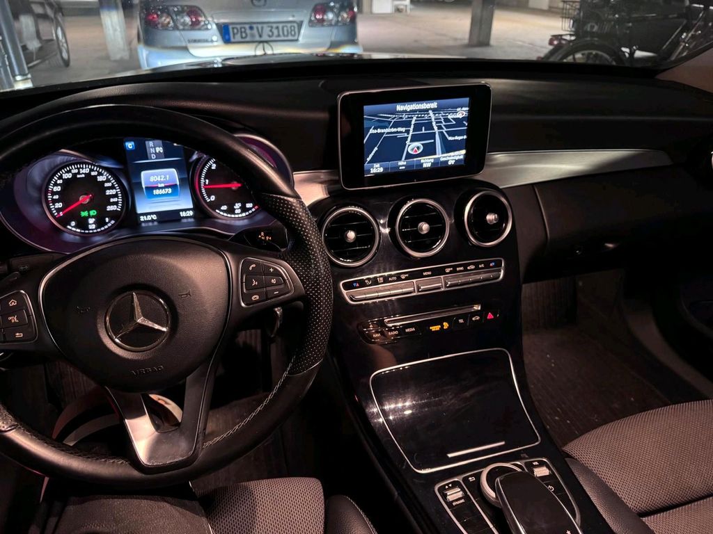 Image of Mercedes-Benz C 220