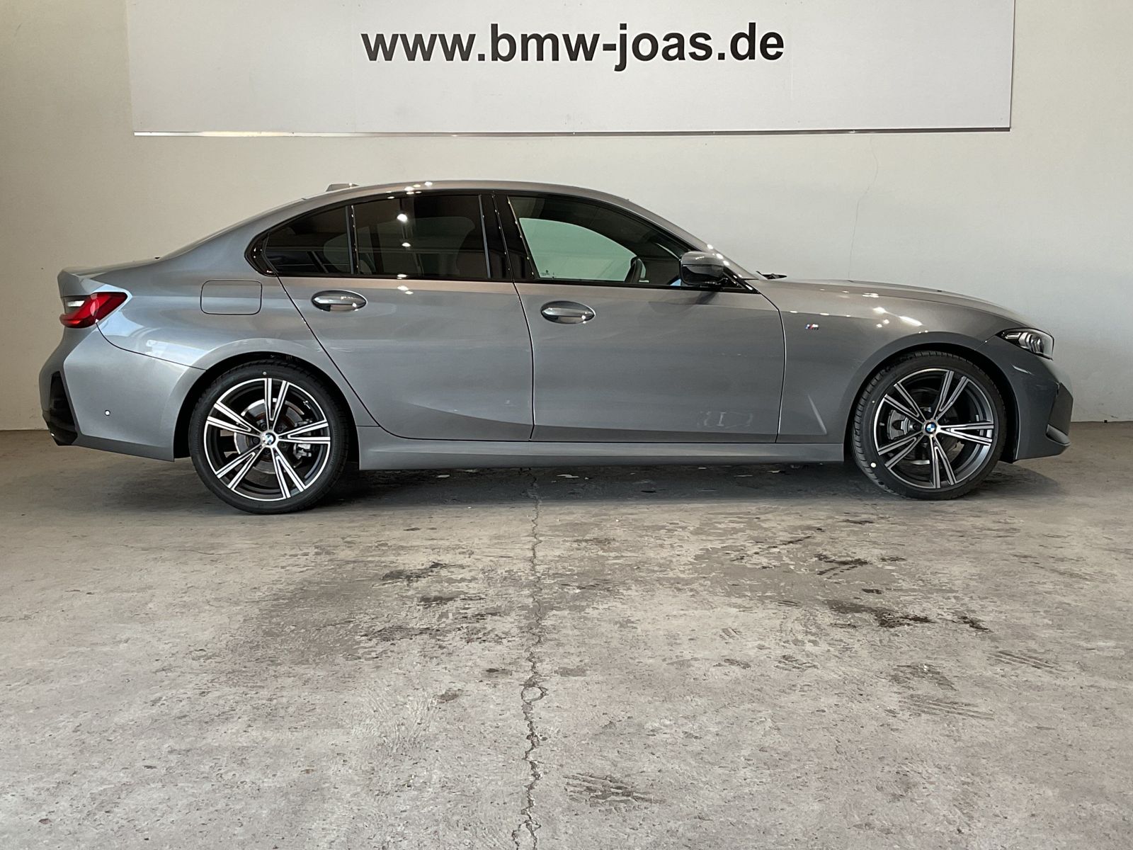 Fahrzeugabbildung BMW 320d Lenkradheizung, 19" LMR, M Sportpaket
