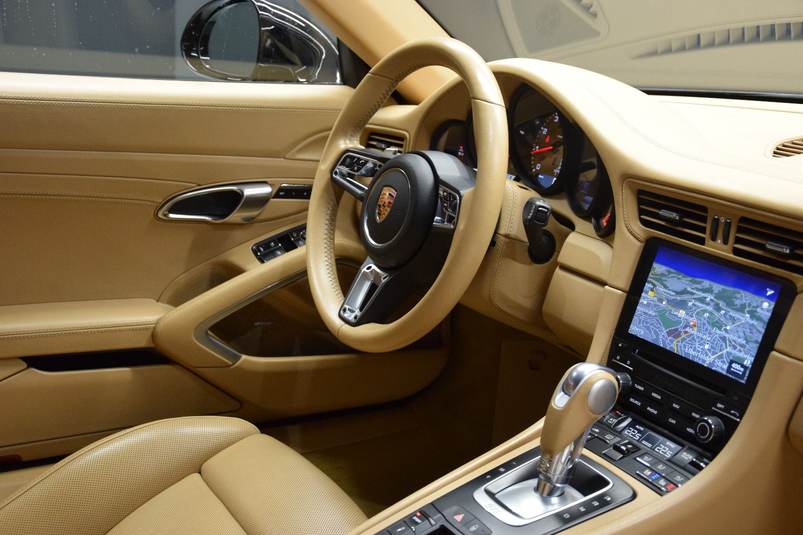 Fahrzeugabbildung Porsche 911/991.2 Carrera 4S Cabrio BOSE S.AGA Sitzlüft.