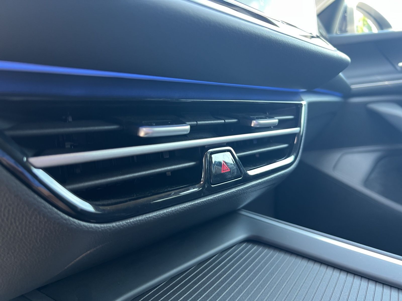Passat Variant Business 2.0 TDI DSG AHK*Navi*ACC