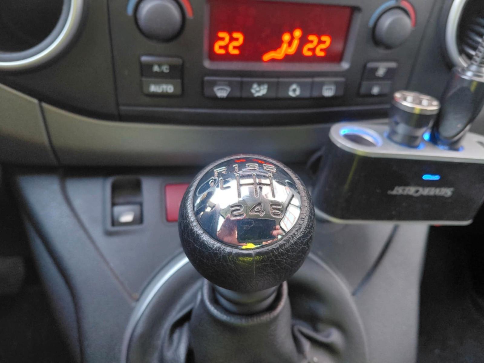 Peugeot Partner Tepee Tepee Active BlueHDi 120 S/S A...