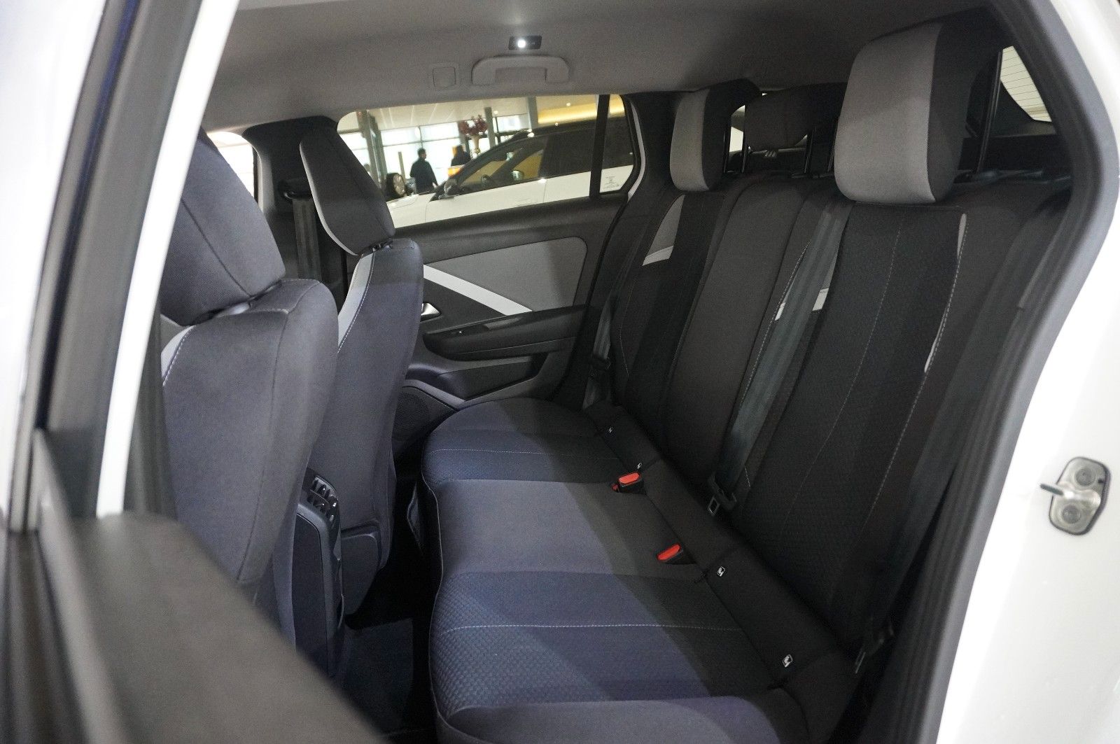 Fahrzeugabbildung Opel Astra L ST 1.5D EDITION NAVI/LED/SHZ/SPORT/DAB+