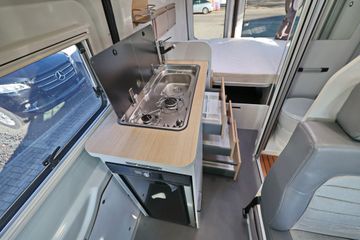 Fahrzeugabbildung Karmann Dexter 560 - 4 x 4 Mobil 560 4x4  Modell 2022
