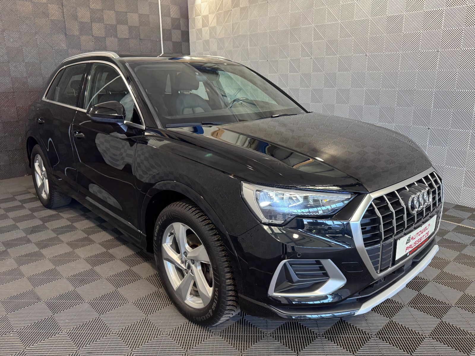 Gebrauchtwagen Audi Q3 Q3 35 TFSI*ADVANCED*VC-DSP-PDC-PANO-AHK-SHZ-18" in Horb am Neckar