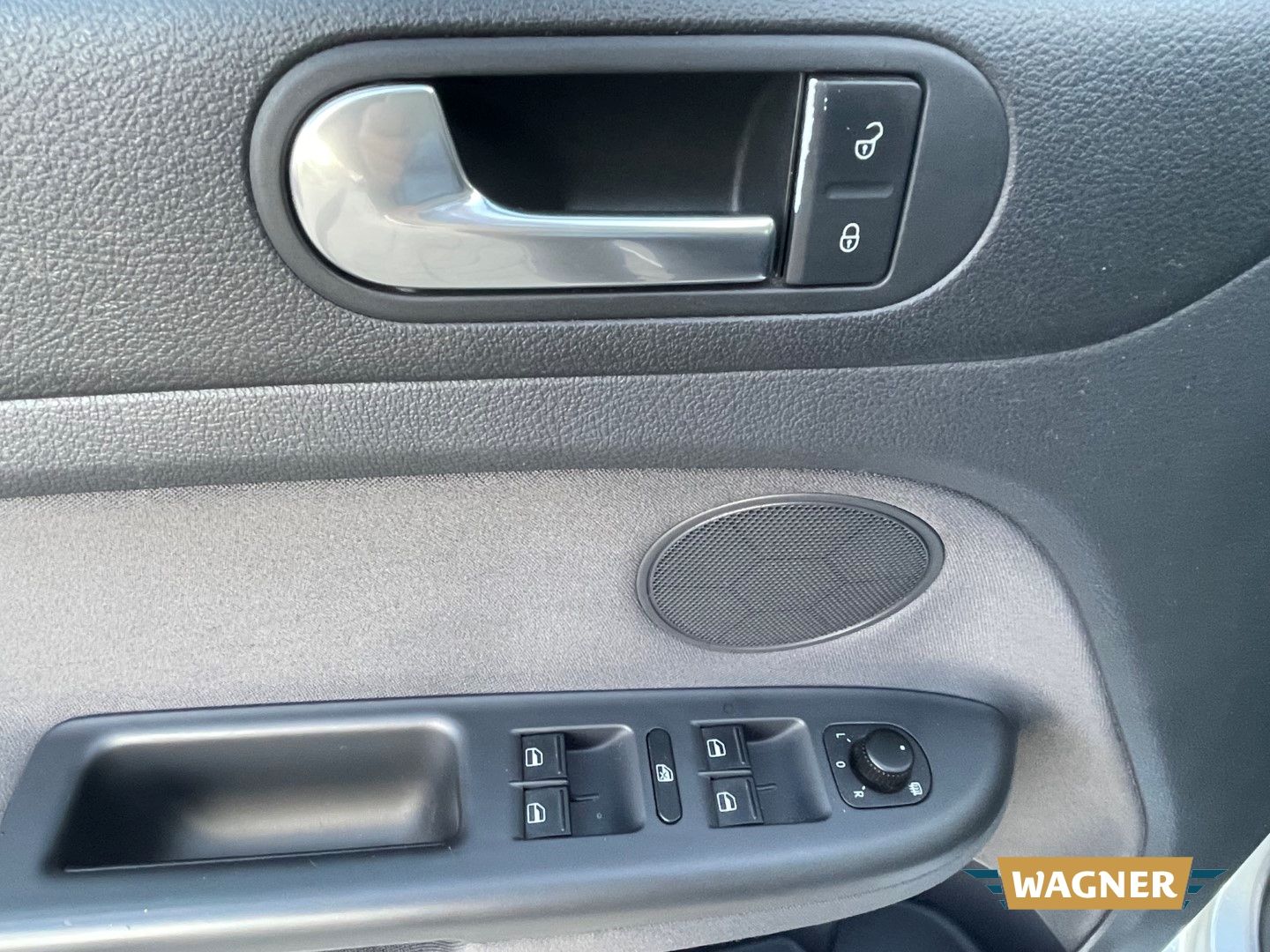 Fahrzeugabbildung Volkswagen Golf Plus V United 1.4 Klimaautomatik TÜV Neu