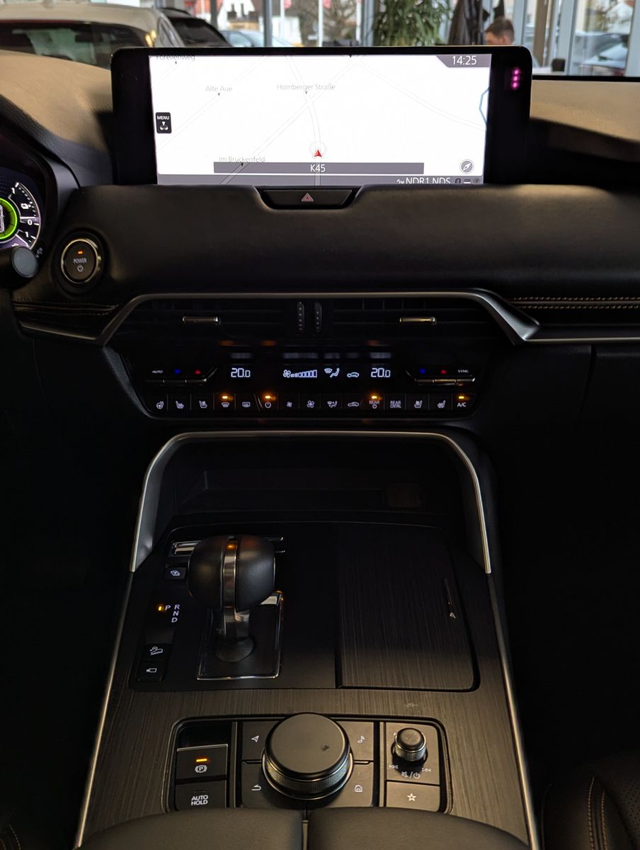 MAZDA CX-80 2.5SKYACTIV PHEV 327 HOMURA+ 7-Sitze Pano - Image 27