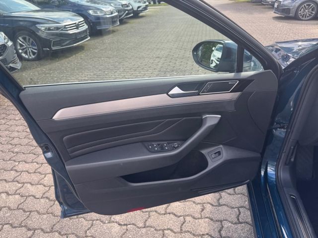 Passat Variant Elegance 1.5 TSI DSG R-Line Leder