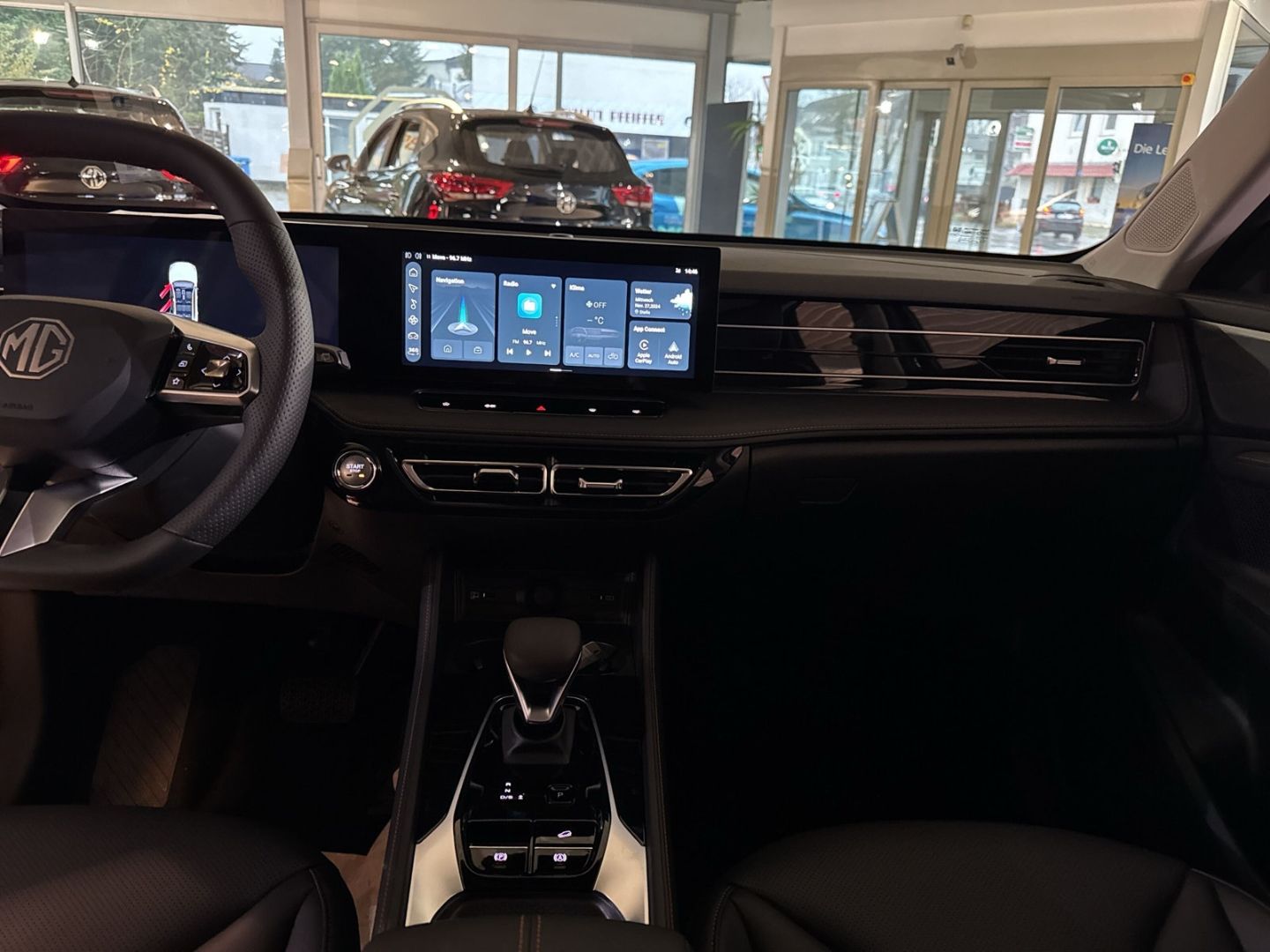 Fahrzeugabbildung MG HS Hybrid+ Luxury MY24 TOP FINANZ*  Angebot