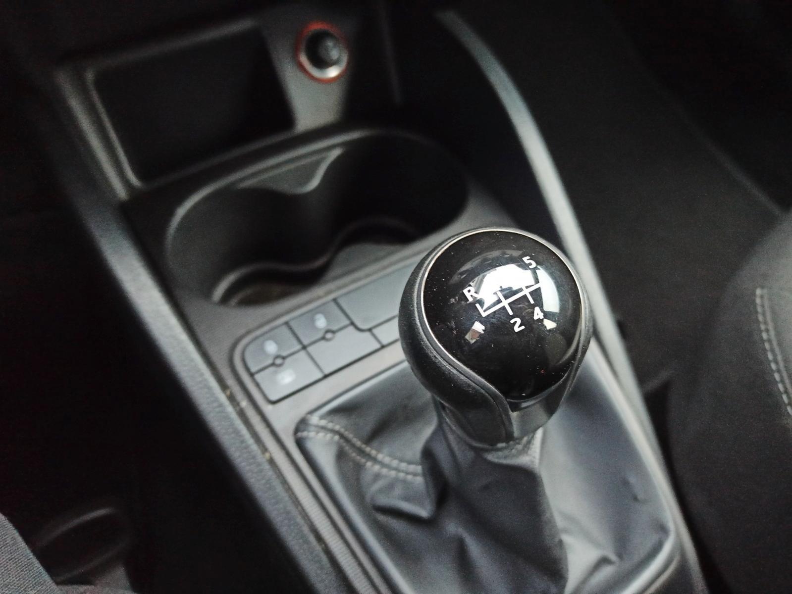 Seat Ibiza 2013 — photo 9