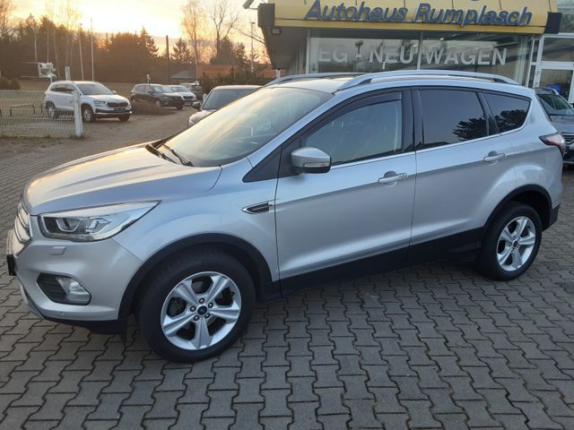 Ford Kuga 1,5 Ecob. Titanium Klimaaut. Navi AHK,Sitzh