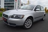 Volvo V50 Kombi 2.0 D Kinetic, Klima, El.-Fenster, Alu - gebrauchte Volvo V50 aus dem Jahr 2004