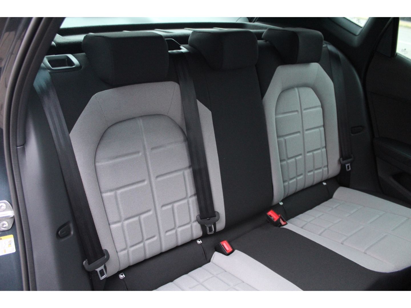 Seat Arona - Bild 25