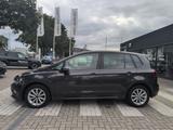 Volkswagen Golf VII Sportsvan  1.2 TSI BMT EU6 Lounge - Volkswagen Golf mit Benzin-Antrieb: 1.6