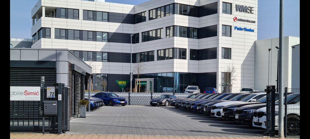 showroom-image-main