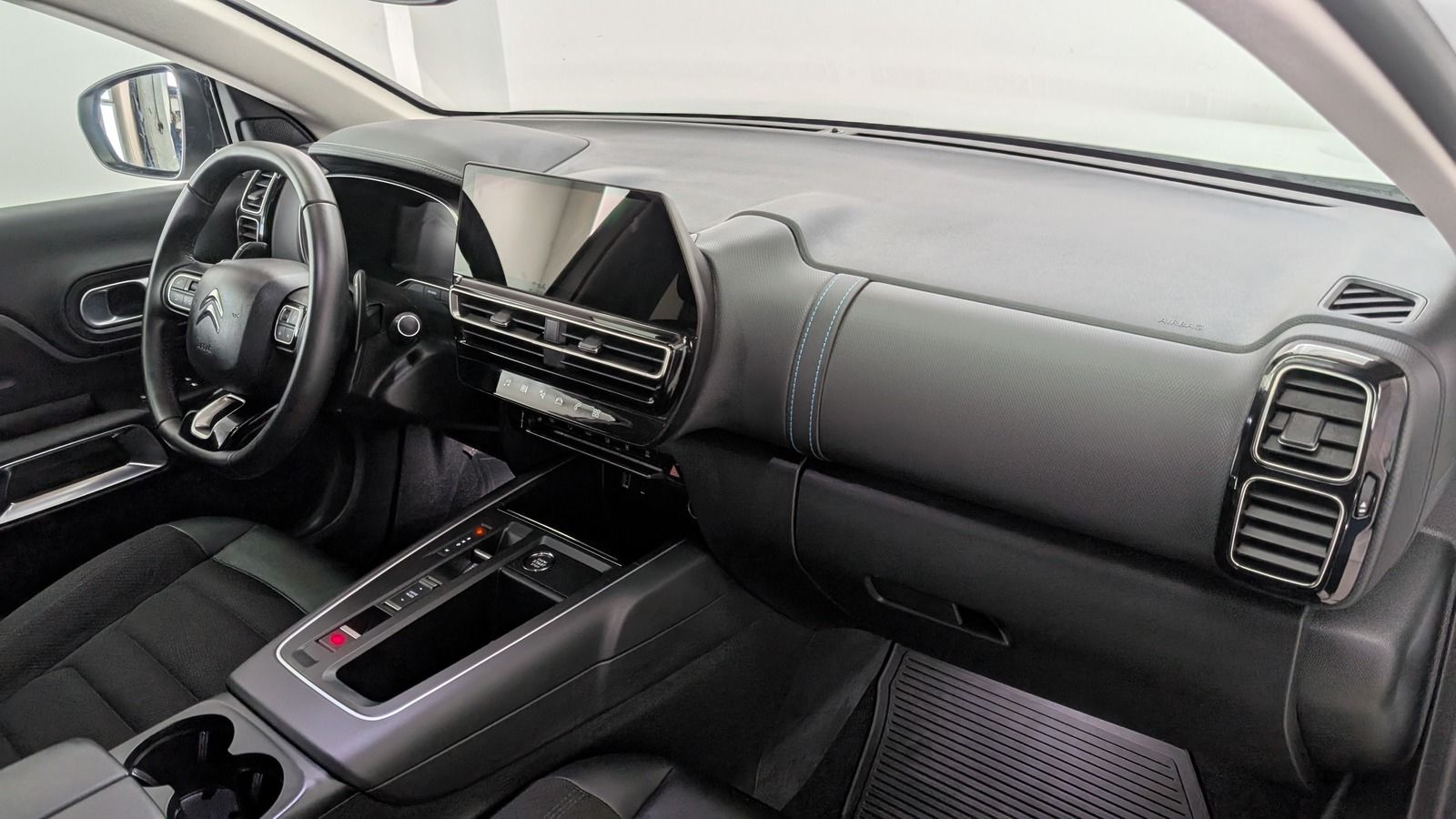 Fahrzeugabbildung Andere Citroën C5 Aircross 1.5 Blue HDI 130 * LED * Nav