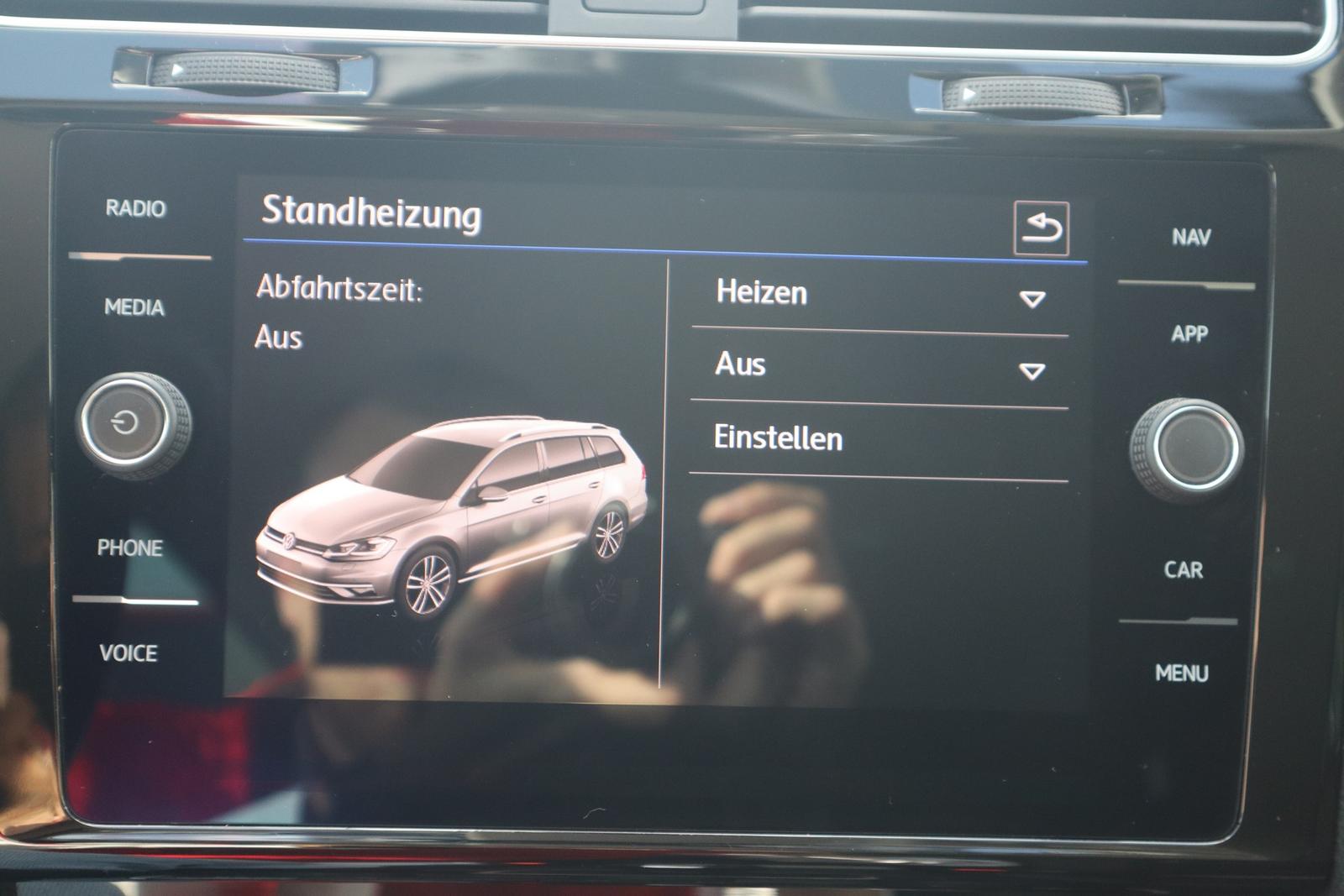 Volkswagen Golf VII Variant 1.5 TSI Highline ACC AHK LED