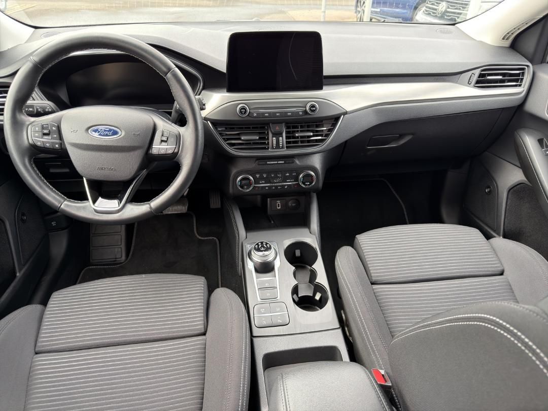 Fahrzeugabbildung Ford Focus Titanium X LED Kamera AHK ACC Winter-Paket