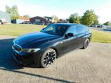 BMW 320 d Touring xDrive+M Sport+Pannoramadach - BMW 320 mit Diesel-Antrieb: Kombi
