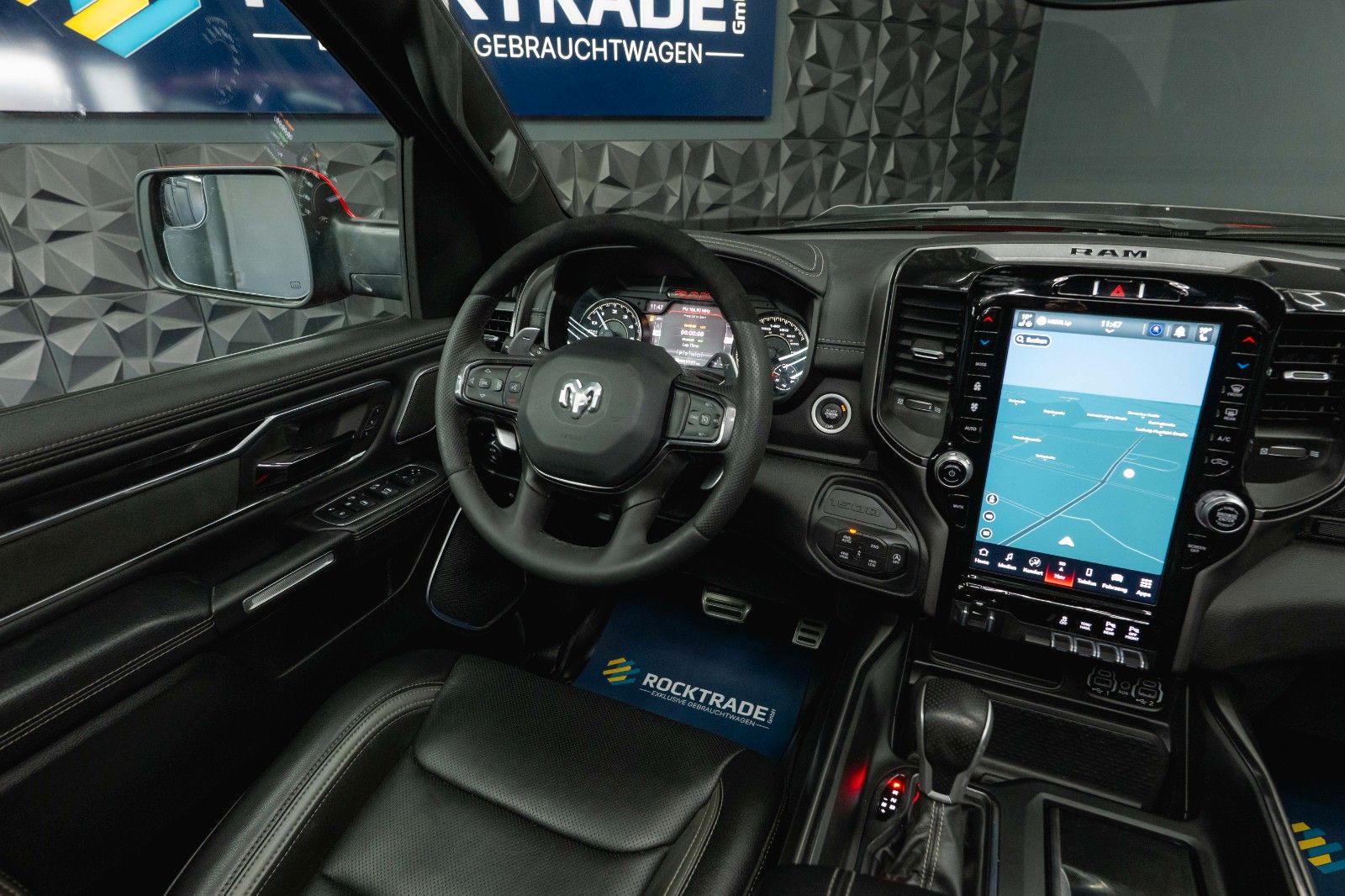 Fahrzeugabbildung Dodge RAM 5.7 V8 HEMI 4x4 NIGHT GT SPORT *Pano*22Zoll*