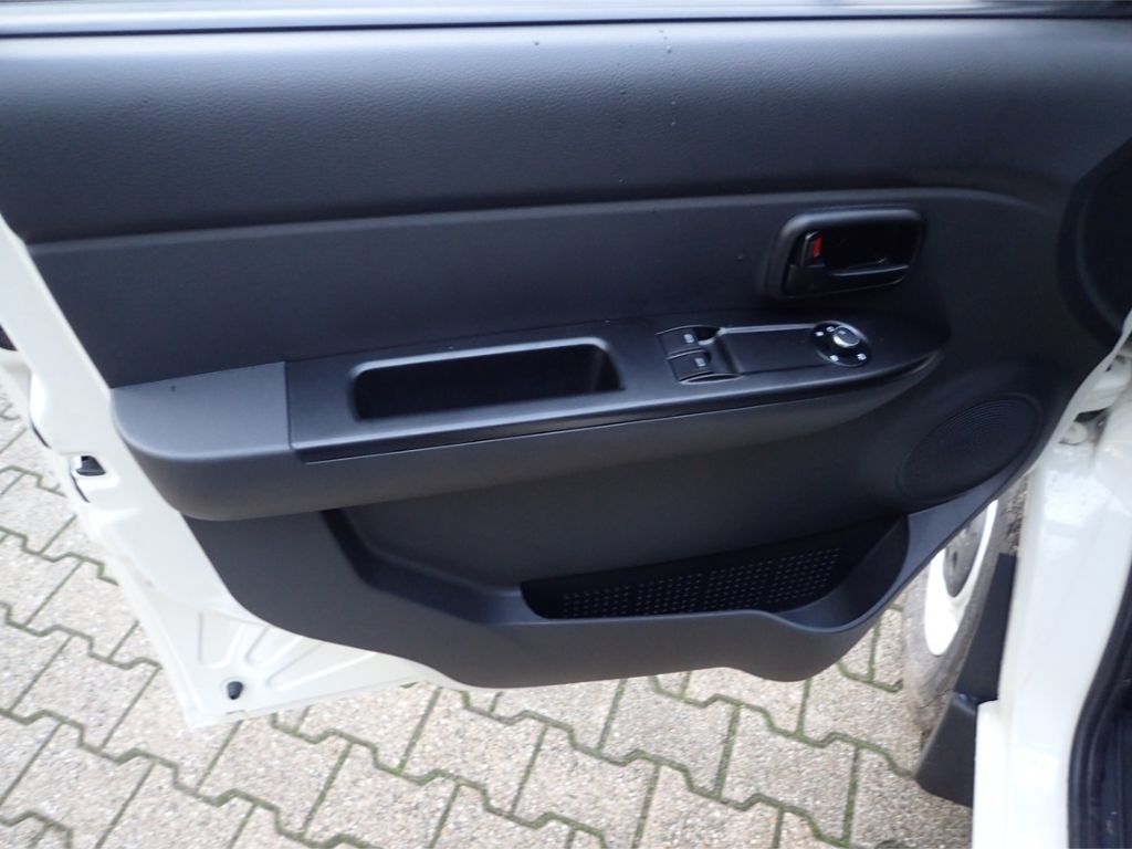 Fahrzeugabbildung Piaggio Porter NP6 Allrad 3-Seitenkipper LPG Singlewheel