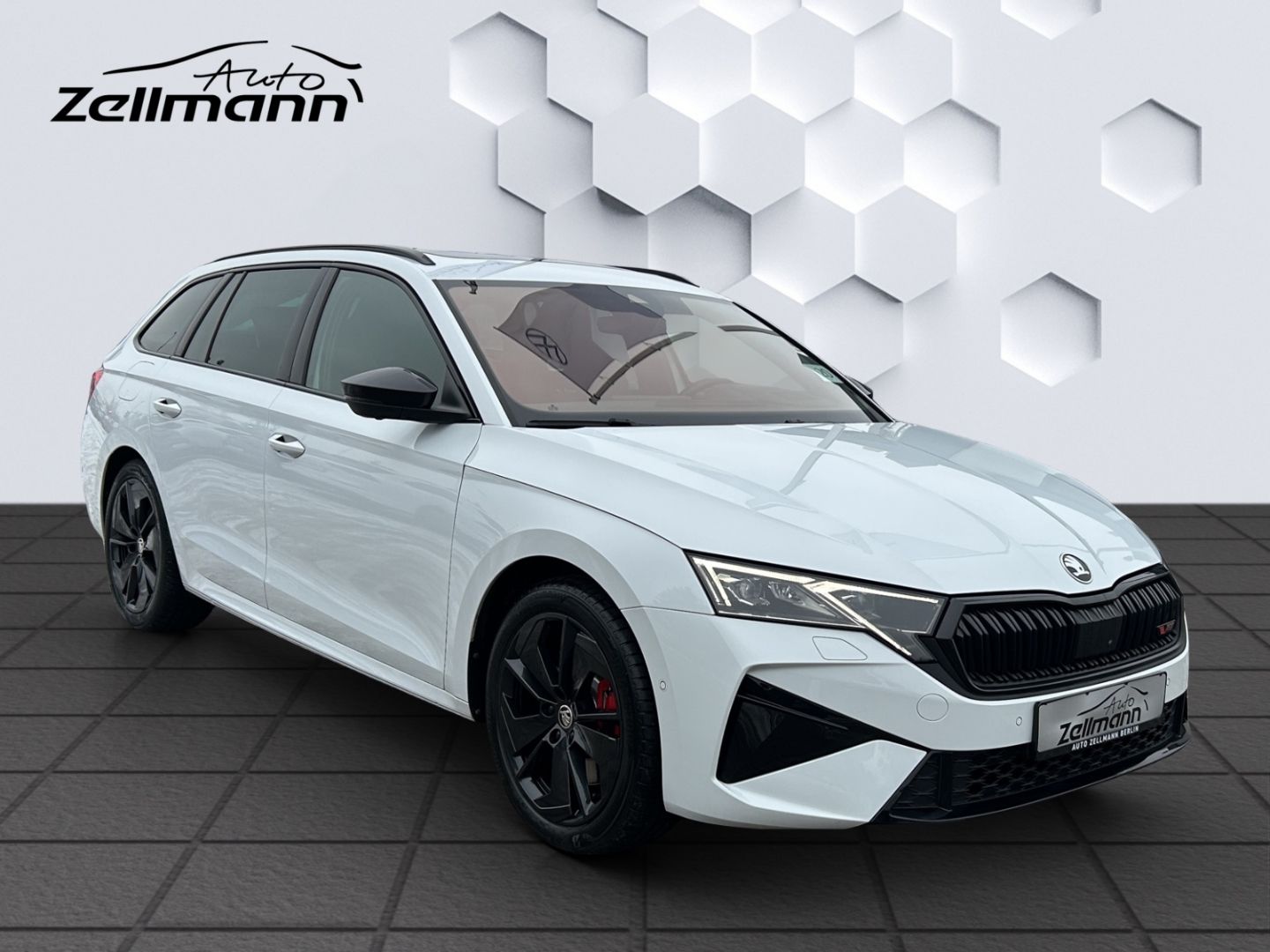 Octavia 2.0TSI 195 kW Combi RS DSG PanoDach HuD