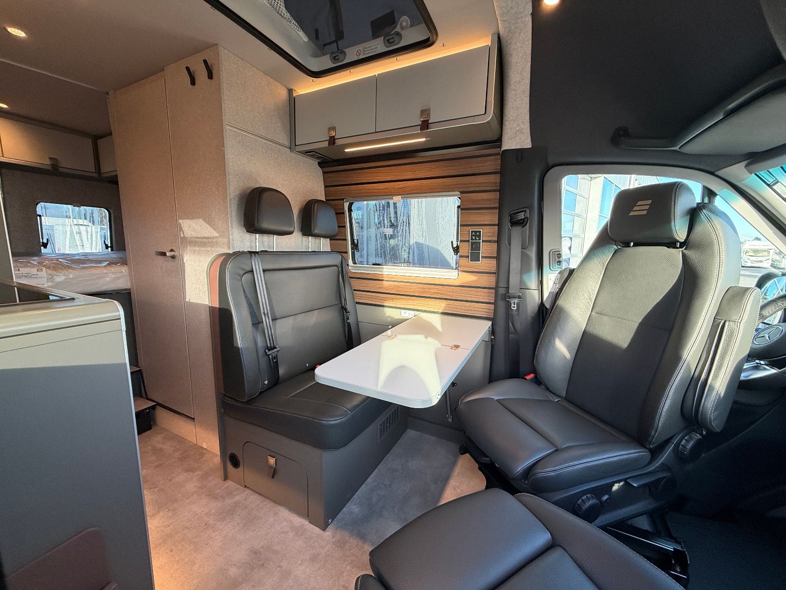 Fahrzeugabbildung HYMER / ERIBA / HYMERCAR Grand Canyon S - MB 600 SD- 4x4- 11.496€ sparen!
