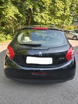 Peugeot 208 1.2 Style 82 VTi Style - Peugeot 208: Style