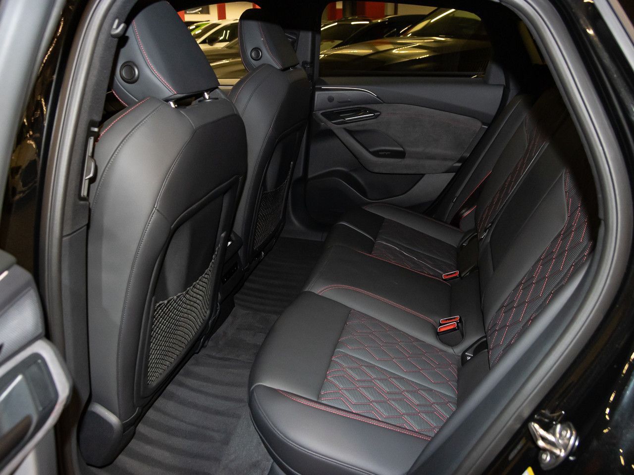 Audi S6 e-tron - Bild 12