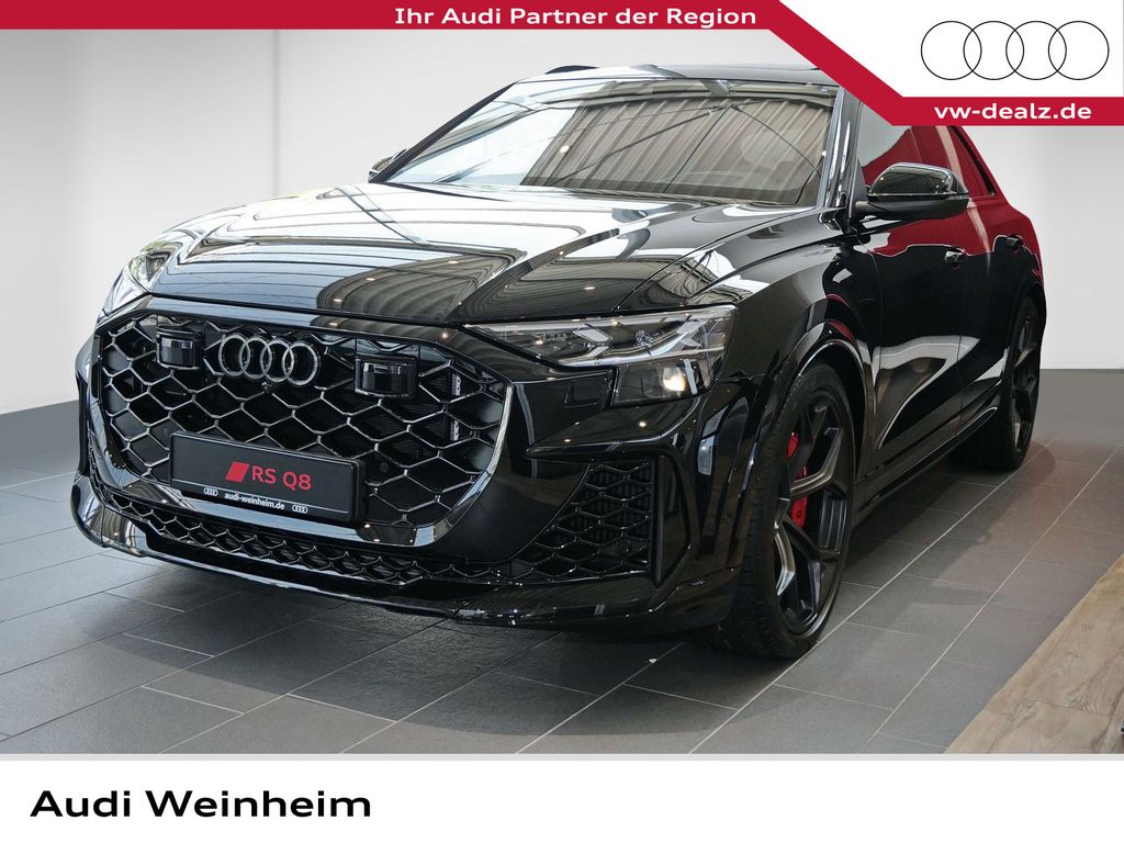 Audi RSQ8