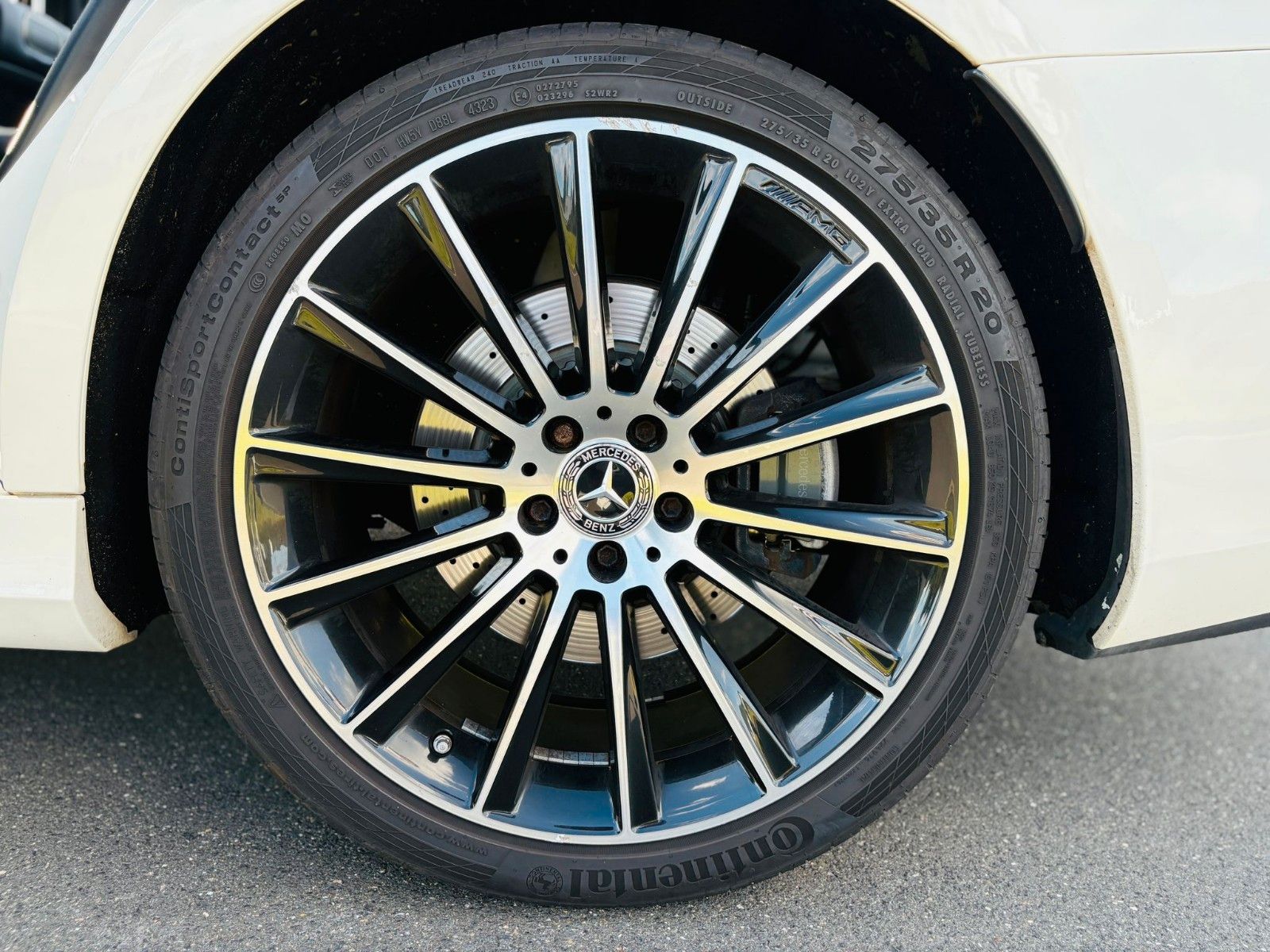 Fahrzeugabbildung Mercedes-Benz S400d AMG-Line Lang 4Matic*Chauffeur-Paket*Pano*