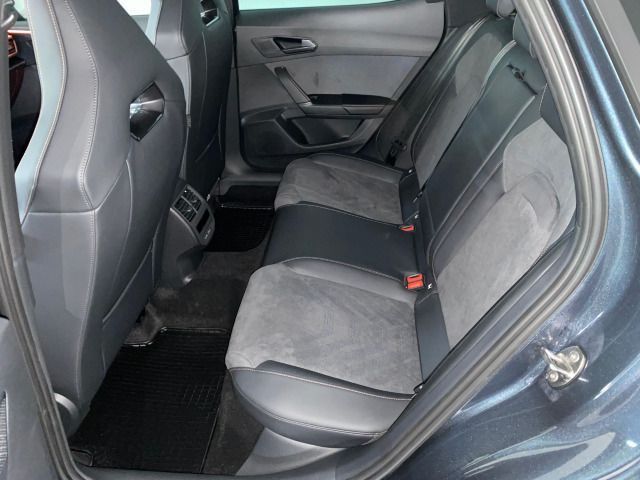 Formentor VZ 2.0 TSI DSG PANO+NAVI
