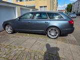 Audi A6 2.7 TDI (DPF) multitronic Avant - - Audi A6 aus 2006 mit Diesel-Antrieb: Kombi, 2.7