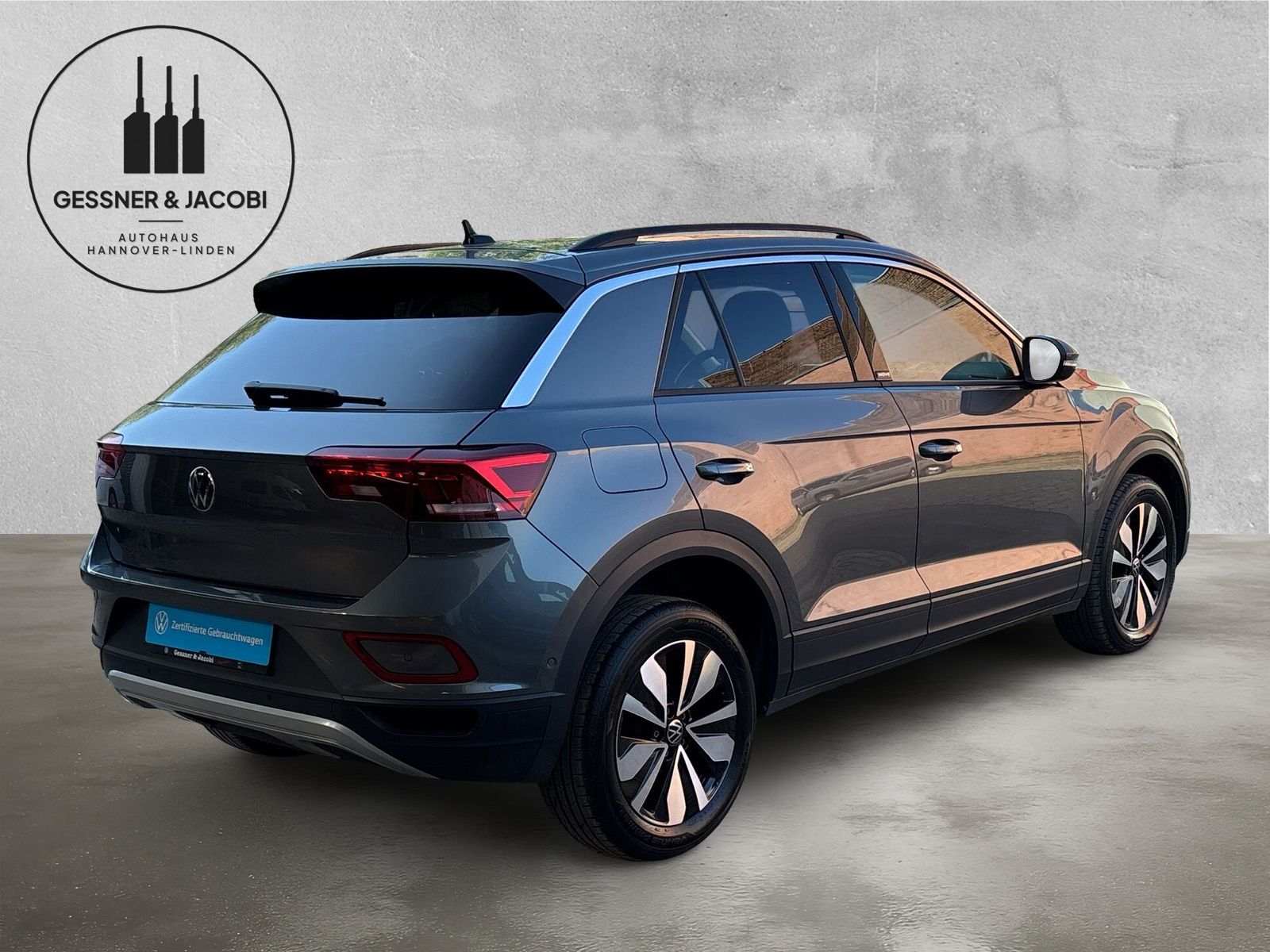 Fahrzeugabbildung Volkswagen T-Roc Move 2.0 TDI DSG AHK RFK App-Connect