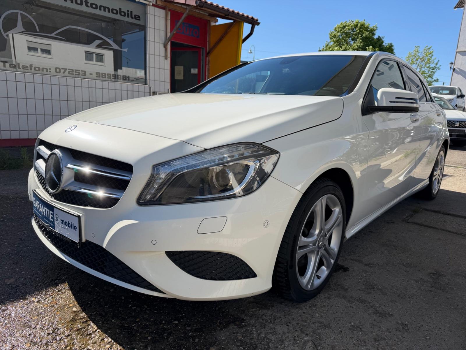 Mercedes-Benz A 180 Urban*NAVI*BI-Xenon*PTC*Klima*Alu*Sitzhzg*