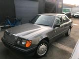 Mercedes-Benz 230 E W124 | Oldtimer | Auto... - gebrauchte Mercedes-Benz 230 aus dem Jahr 1986