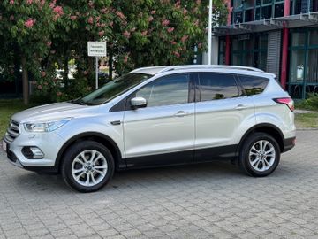 Ford Kuga - 3