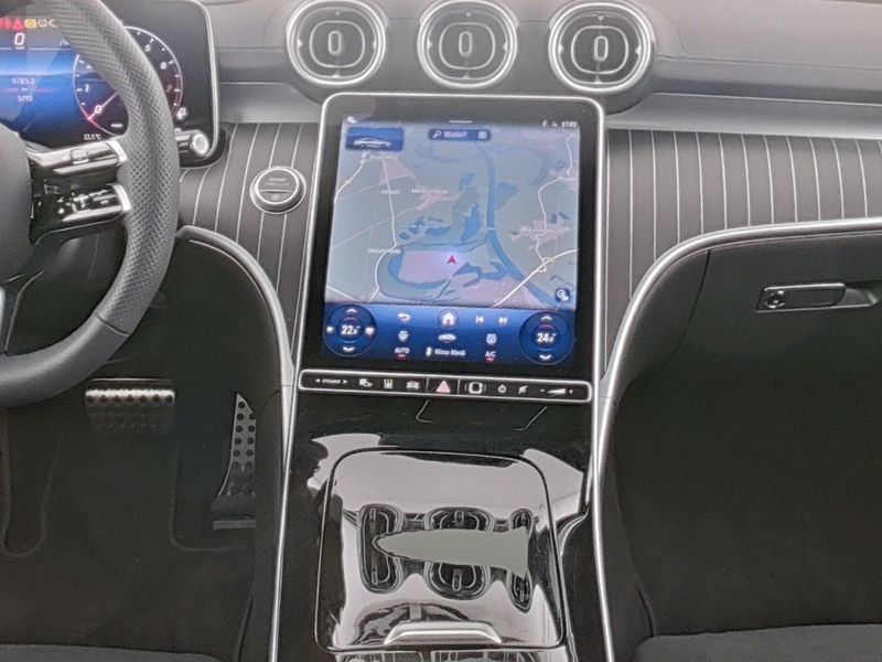 Fahrzeugabbildung Mercedes-Benz CLE 200 AMG Plus*Pano*STDHZG*HUD*360*Totwink*Mem