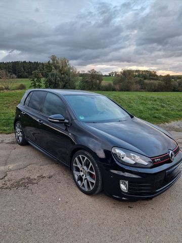 Volkswagen Golf 6 GTI Edition 35 2.0 TSI DSG 