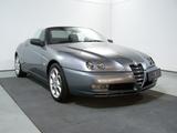 Alfa Romeo Spider 2.0 16V T.Spark KLIMAUT+R17+EL.VERDECK+ - graue Alfa Romeo Spider