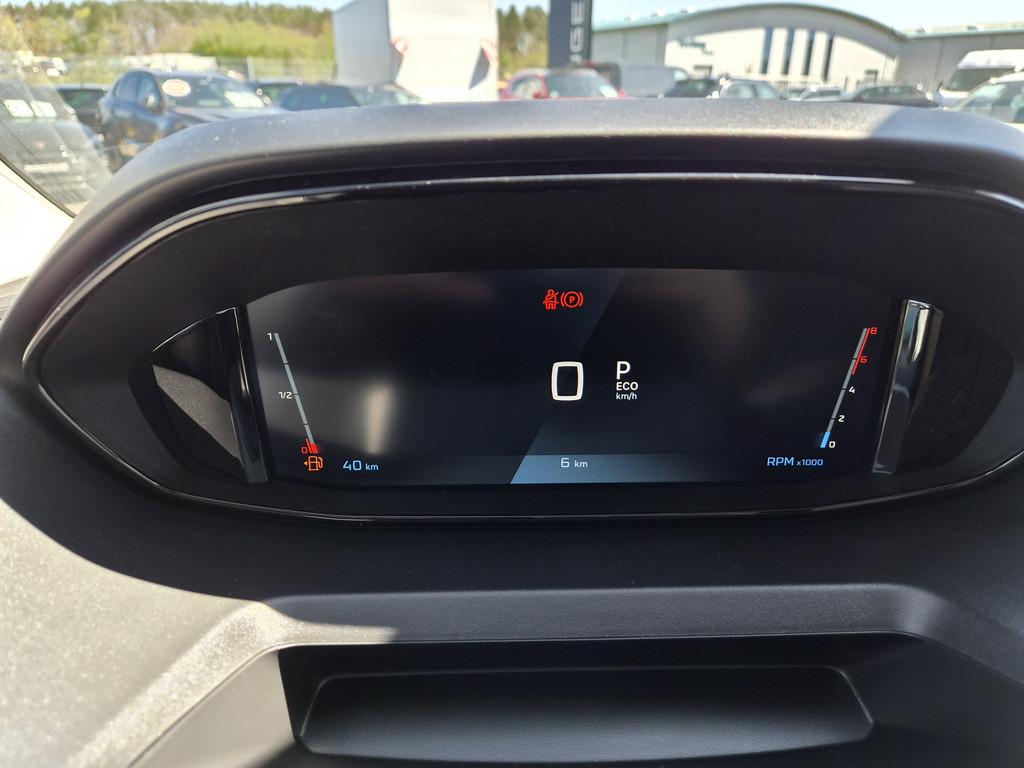Peugeot Partner L2 Hdi 130 EAT8 Laderaumboden Comfort+Co