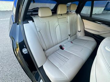 BMW 530 - 8