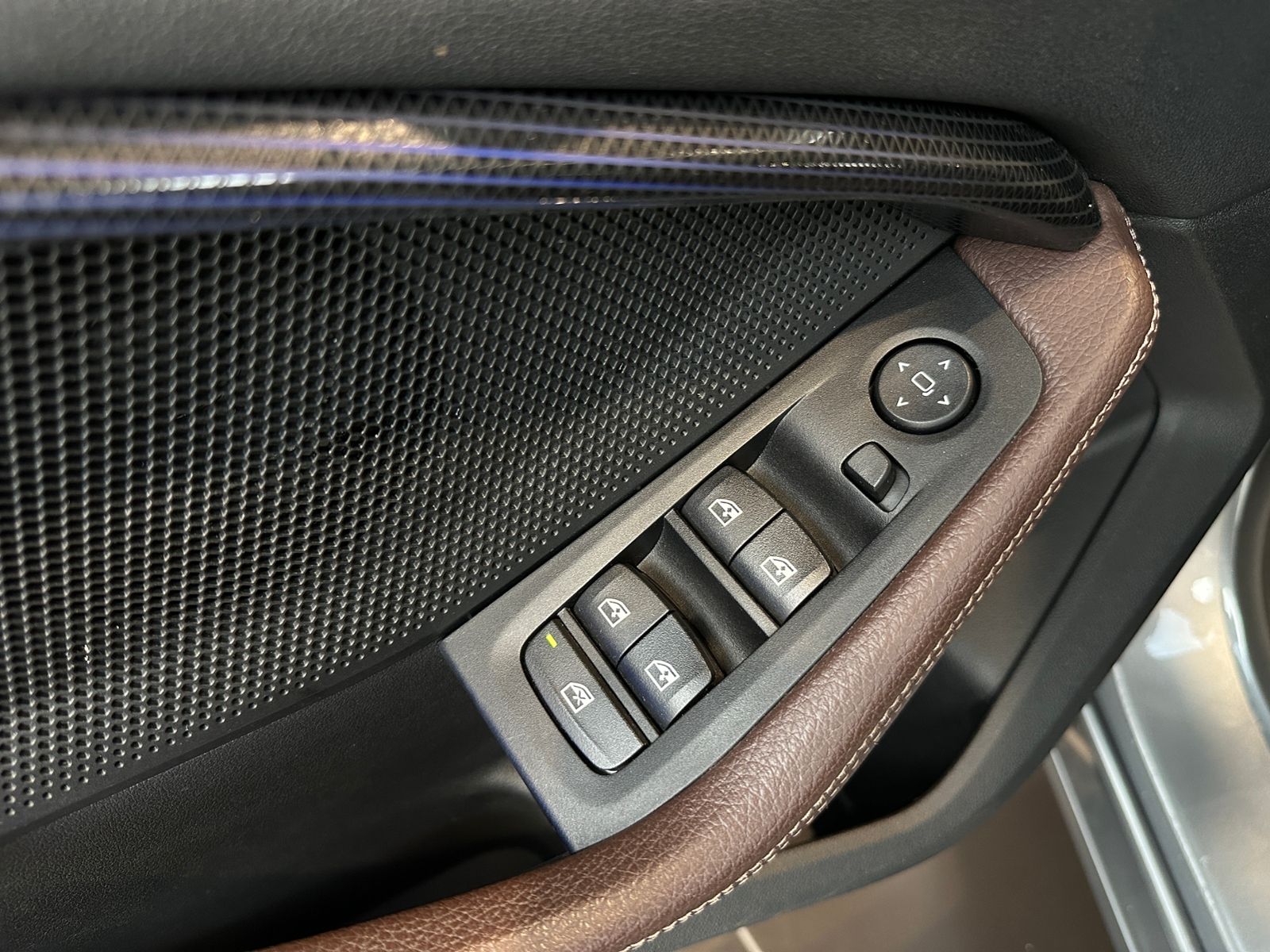 Fahrzeugabbildung BMW 218i Gran Coupe Advantage AHK LED ACC NAVI