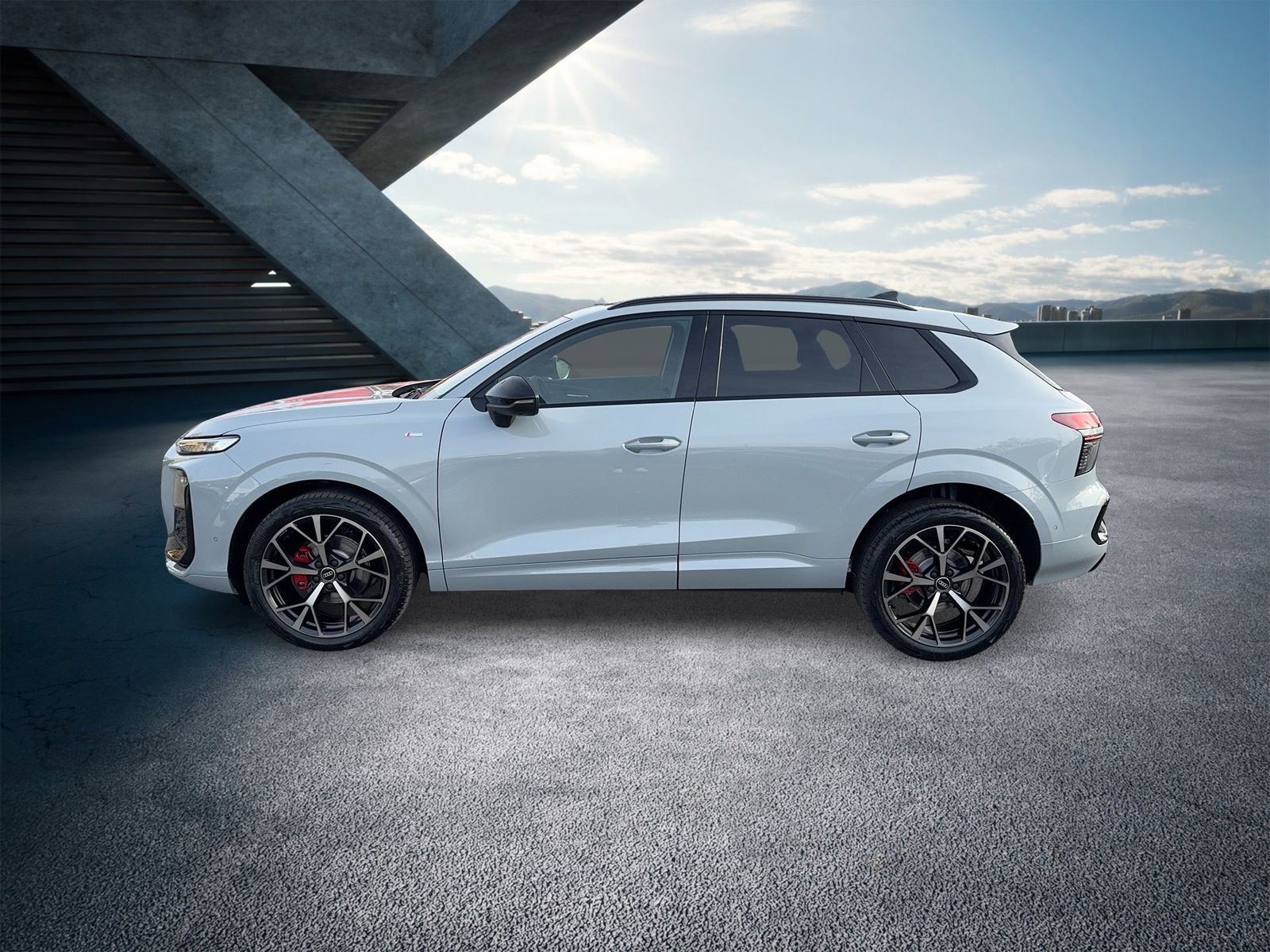 Audi Q3 SUV TFSI 110 kW S tronic Sonos|AHK|HUD|Pano imagem 3