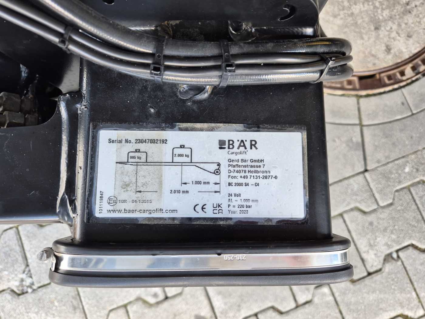 Fahrzeugabbildung Iveco S-Way AD190S40/FP ThermoKing T-1000R LBW Tür AHK