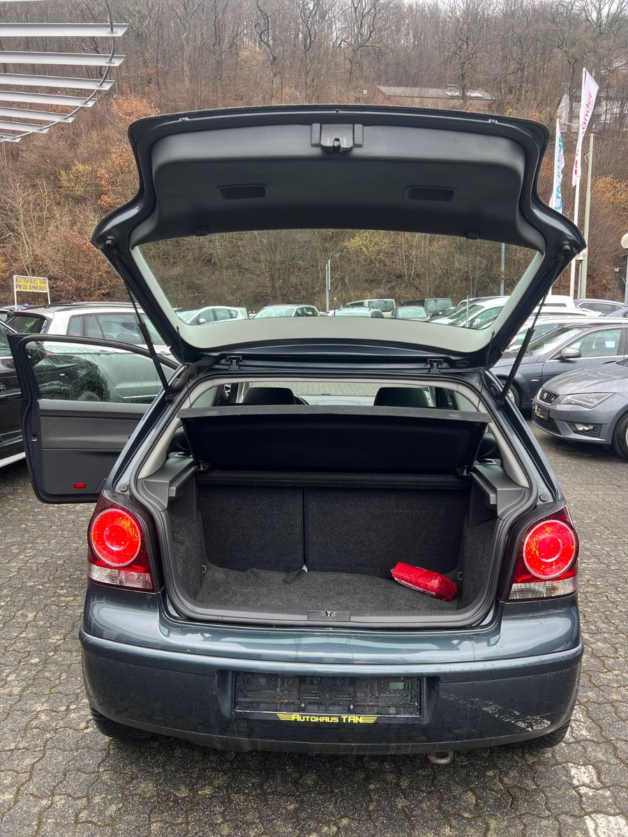 Fahrzeugabbildung Volkswagen Polo IV 1.9 TDI Sportline *2.HAND* 6.GANG*