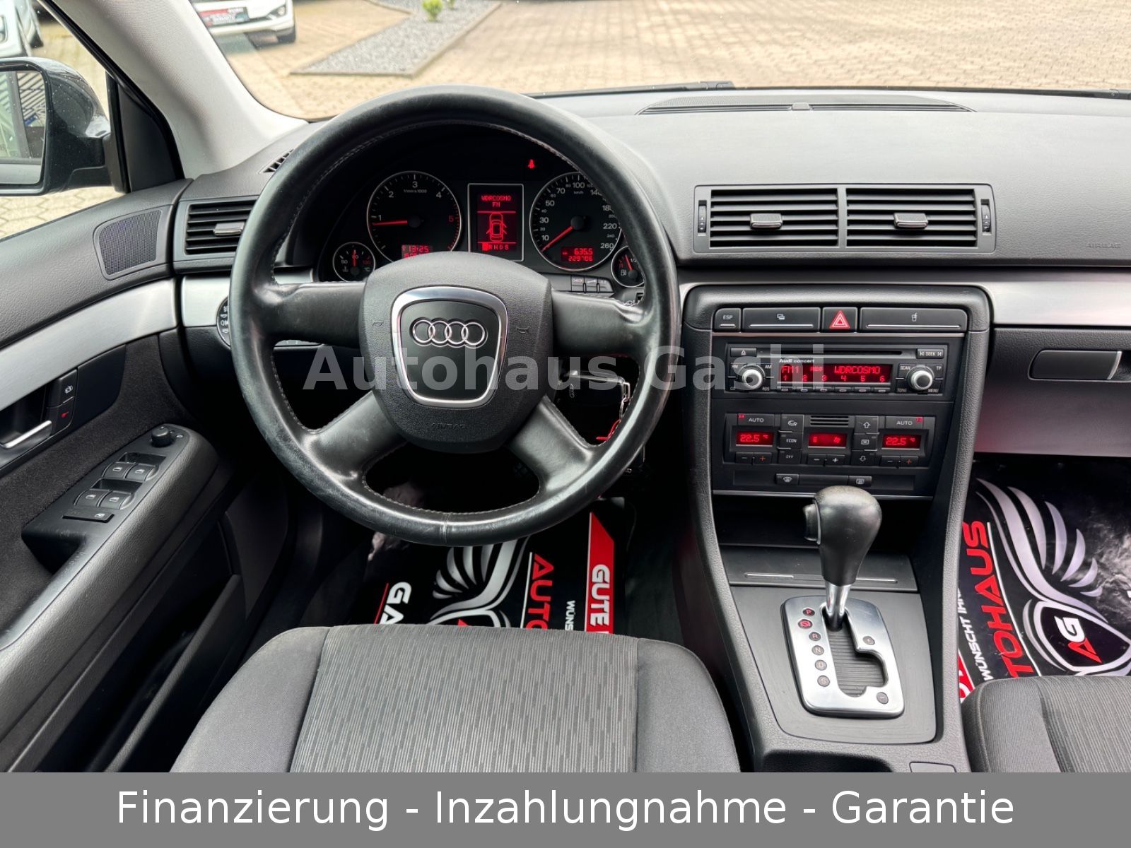 Fahrzeugabbildung Audi A4 Avant 2.7 TDI*2.Hand*Scheckheft*AHK*Tüv