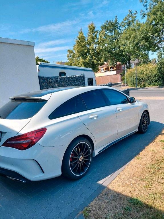 Image of Mercedes-Benz CLA 200 Shooting Brake