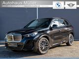 BMW iX1 eDrive20 M Sport Premium Paket AHK Bluetooth - BMW Neuwagen in Stuttgart