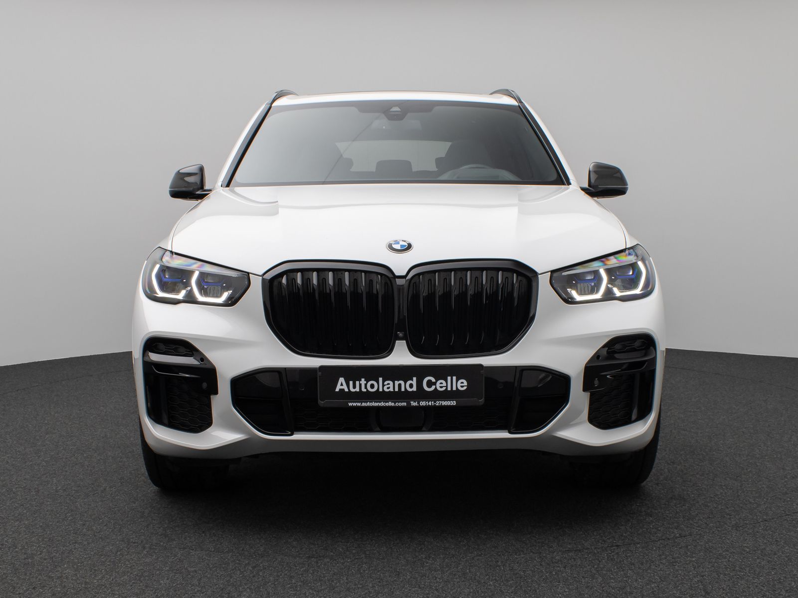 Fahrzeugabbildung BMW X5 xD30d M Sport Panorama Laser 360°HUD DAB B&W
