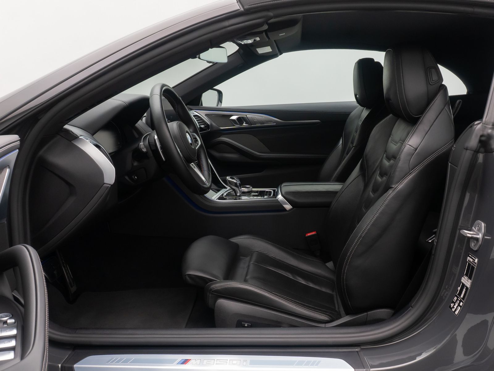 Fahrzeugabbildung BMW M850i xD Cabrio Individual SoftCl 360° Laser 20"
